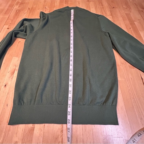 Izod Quarter Zip Green Pullover - Picture 9 of 9